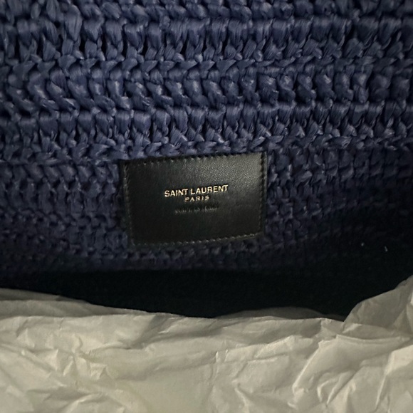 New never used Saint Laurent Raffia tote with tags - Picture 2 of 3